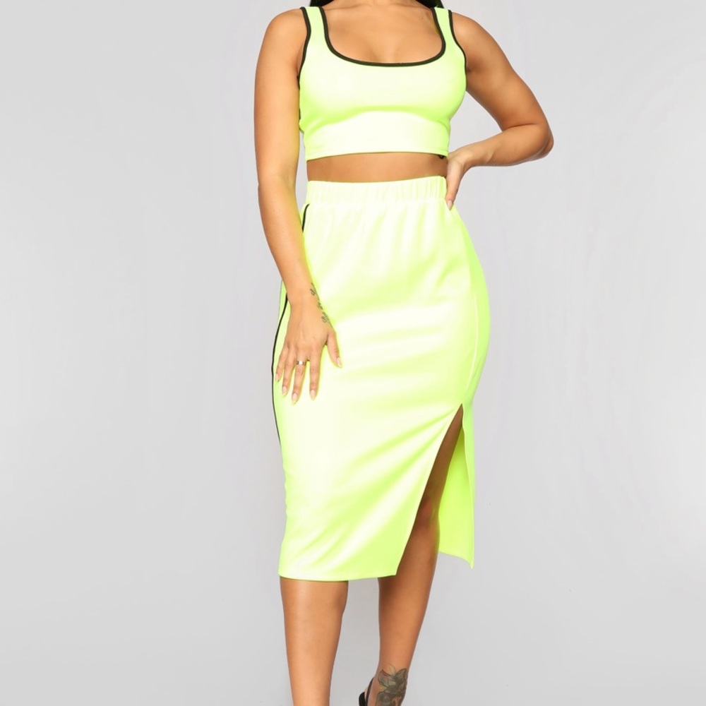 Two piece set